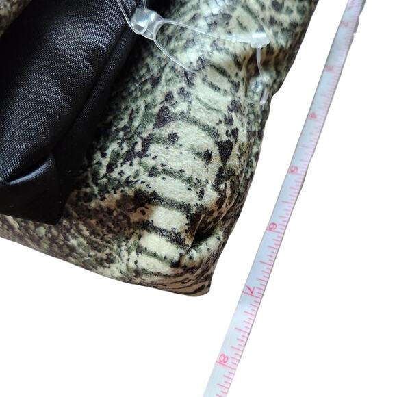 Celebrity cosmetic bag set of 3 snakeskin NEW - Picture 5 of 5